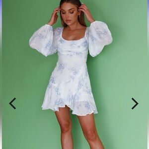 Beaujolais Long Sleeve Cowl Neckline Ruffle Mini Dress Floral Blue - size XL